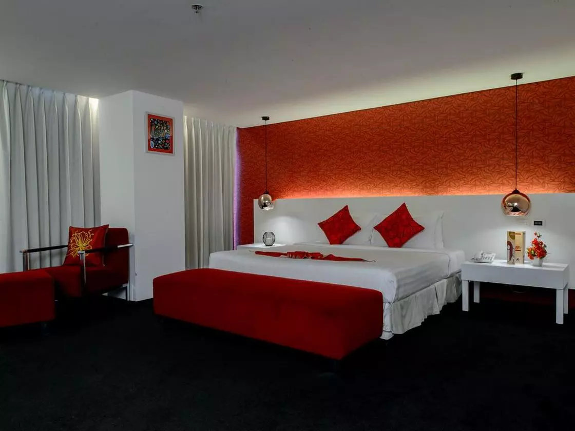 IRESIDENCESATHORN_SHABAVIZ (11).jpg